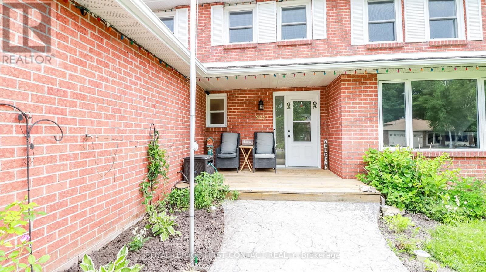 Property at 228 BROWNING TRAIL image 4