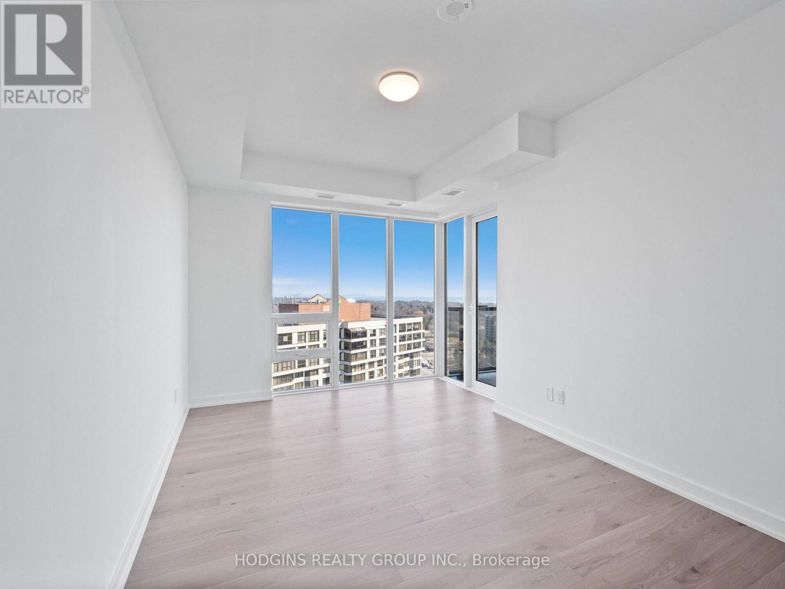 Lph 1802 - 1035 Southdown Road, Mississauga, Ontario  L5J 0A2 - Photo 19 - W12038948