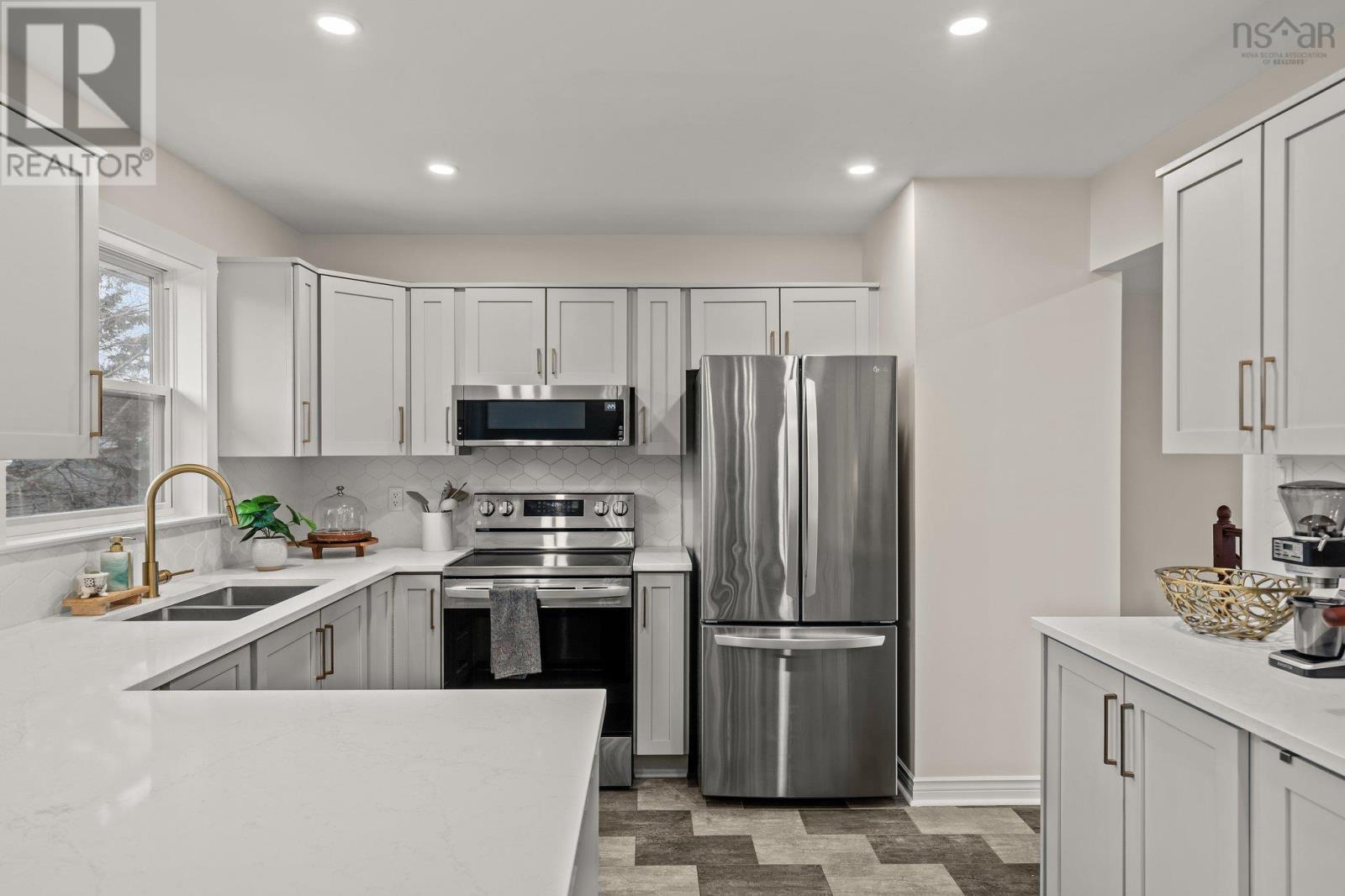 106 Brookfield Avenue, Cole Harbour, Nova Scotia  B2V 2S8 - Photo 7 - 202505730