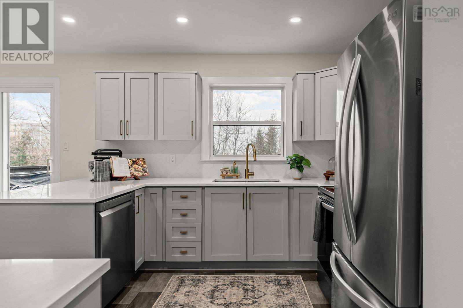 106 Brookfield Avenue, Cole Harbour, Nova Scotia  B2V 2S8 - Photo 8 - 202505730