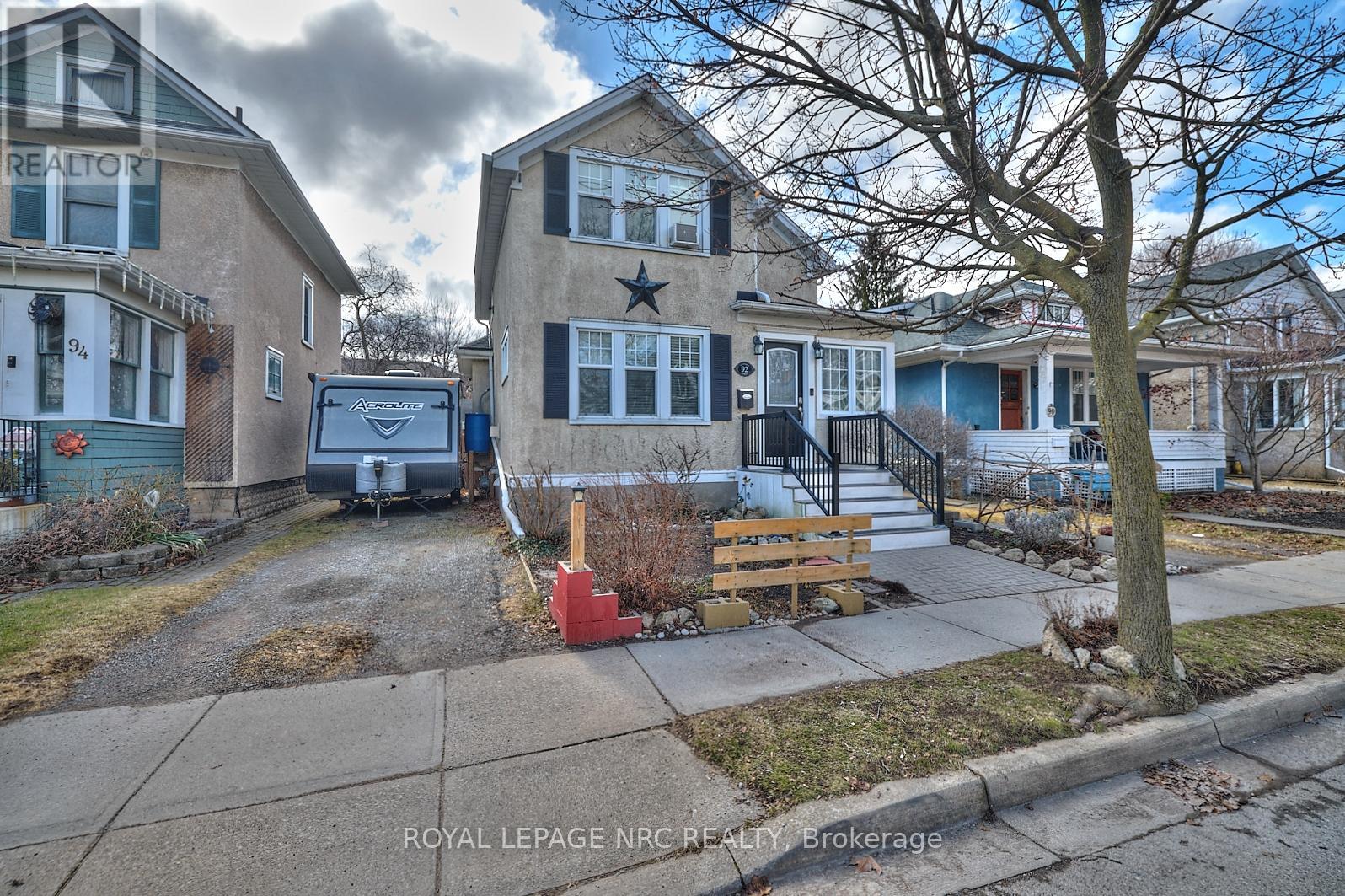Property at 92 DUFFERIN STREET image 1