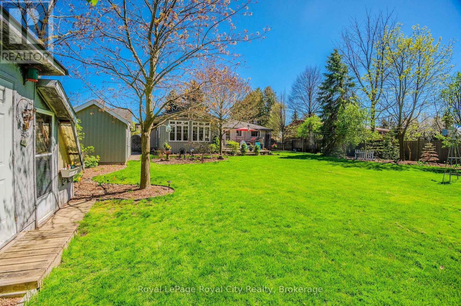 41 Ridgeway Avenue, Guelph, Ontario  N1L 1G8 - Photo 45 - X12040277