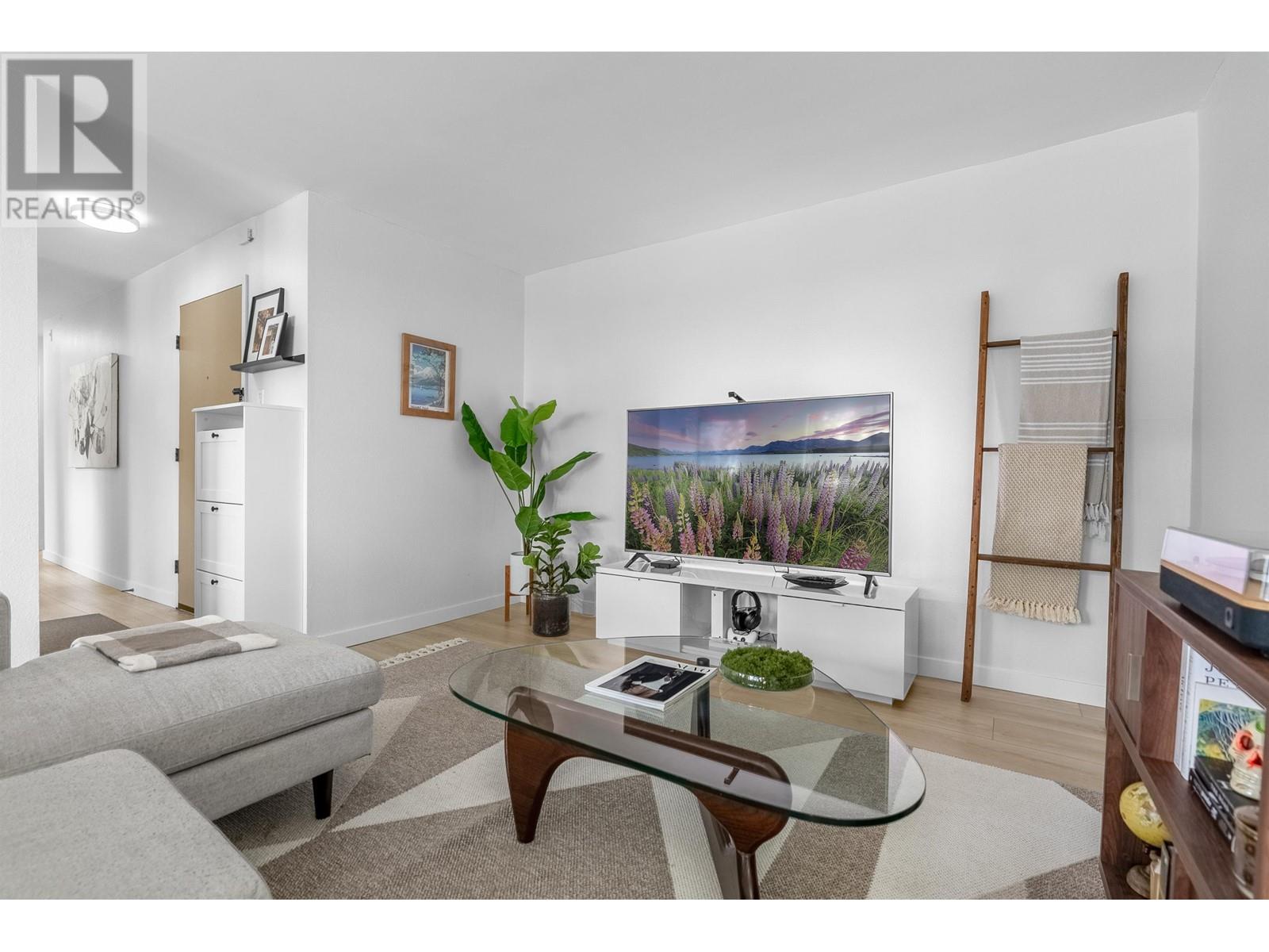 204 1721 St. Georges Avenue, North Vancouver, British Columbia  V7L 3J8 - Photo 6 - R2964682