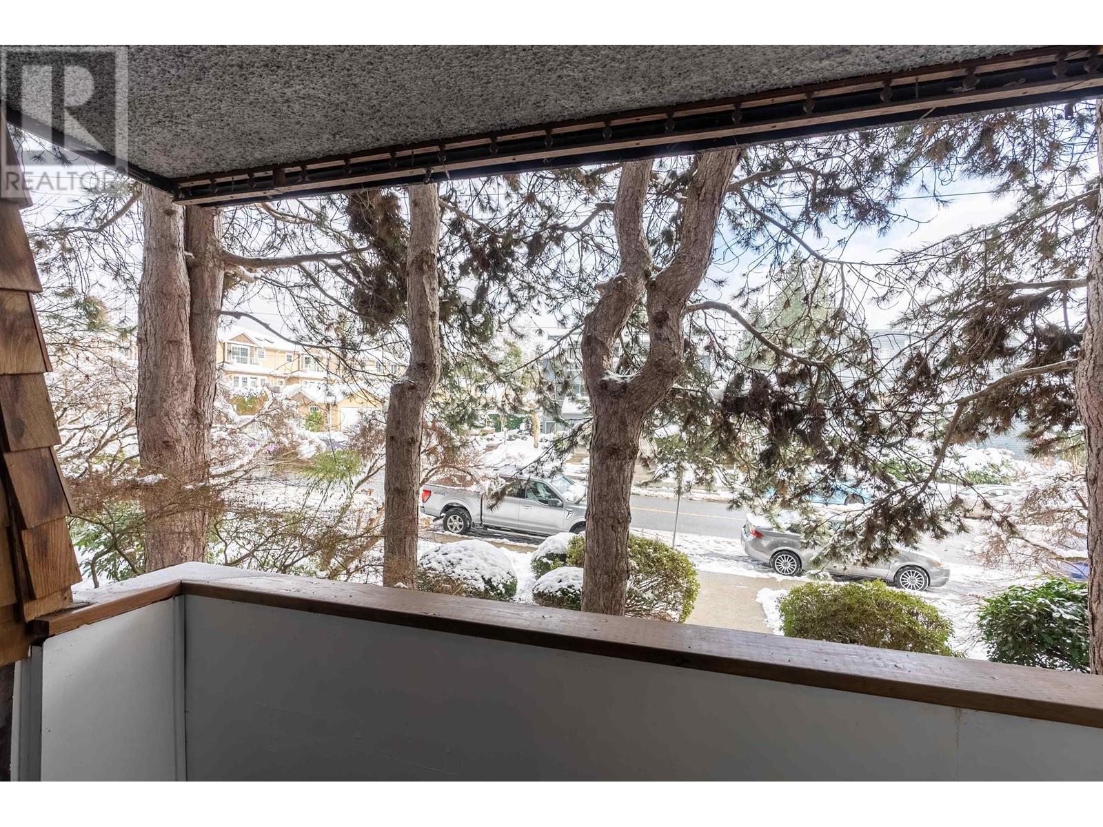 204 1721 St. Georges Avenue, North Vancouver, British Columbia  V7L 3J8 - Photo 9 - R2964682