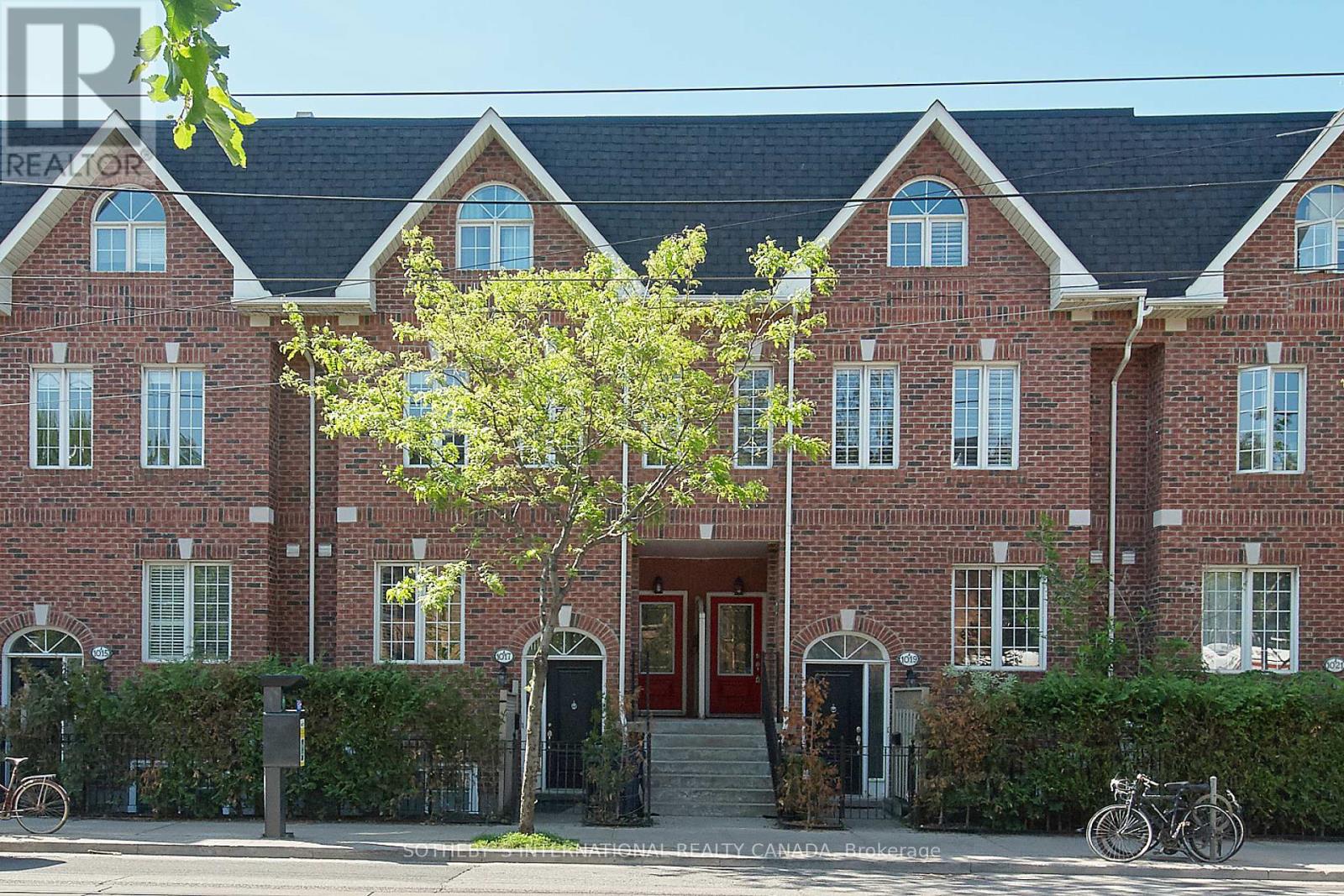 Property at 1019B COLLEGE STREET image 1
