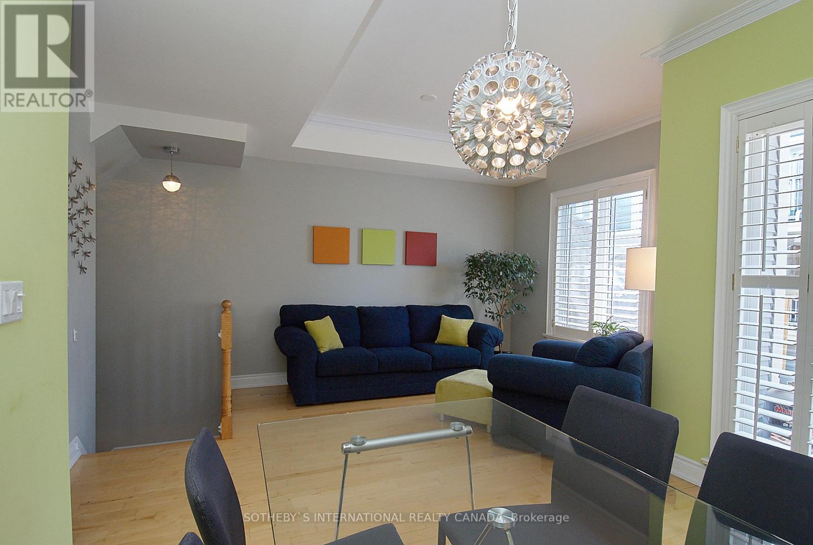 1019b College Street, Toronto, Ontario  M6H 1A8 - Photo 9 - C12040180