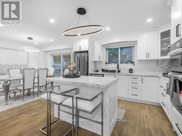 16 Ennismore Place, Toronto, Ontario  M2J 2A1 - Photo 13 - C12040199