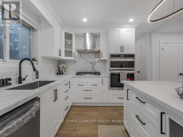 16 Ennismore Place, Toronto, Ontario  M2J 2A1 - Photo 15 - C12040199