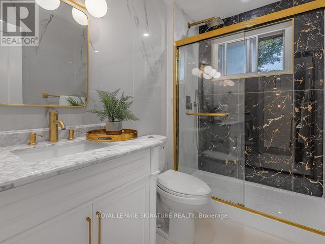 16 Ennismore Place, Toronto, Ontario  M2J 2A1 - Photo 18 - C12040199