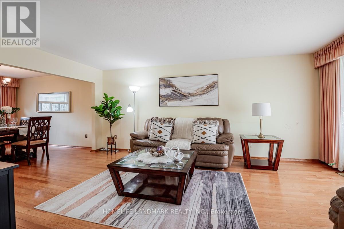 Property at 34 ELFINDALE CRESCENT image 5