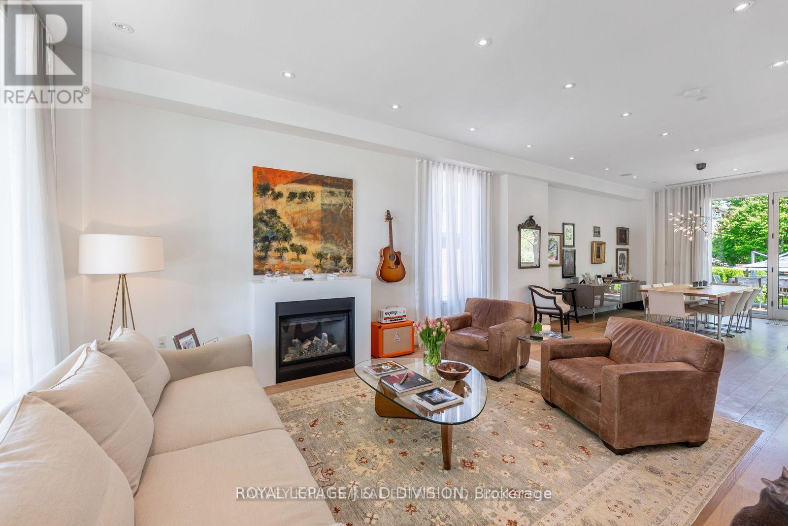 Property at 13 BARFIELD AVENUE image 5