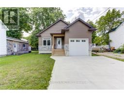 52 QUEEN STREET, Huron East, Ontario