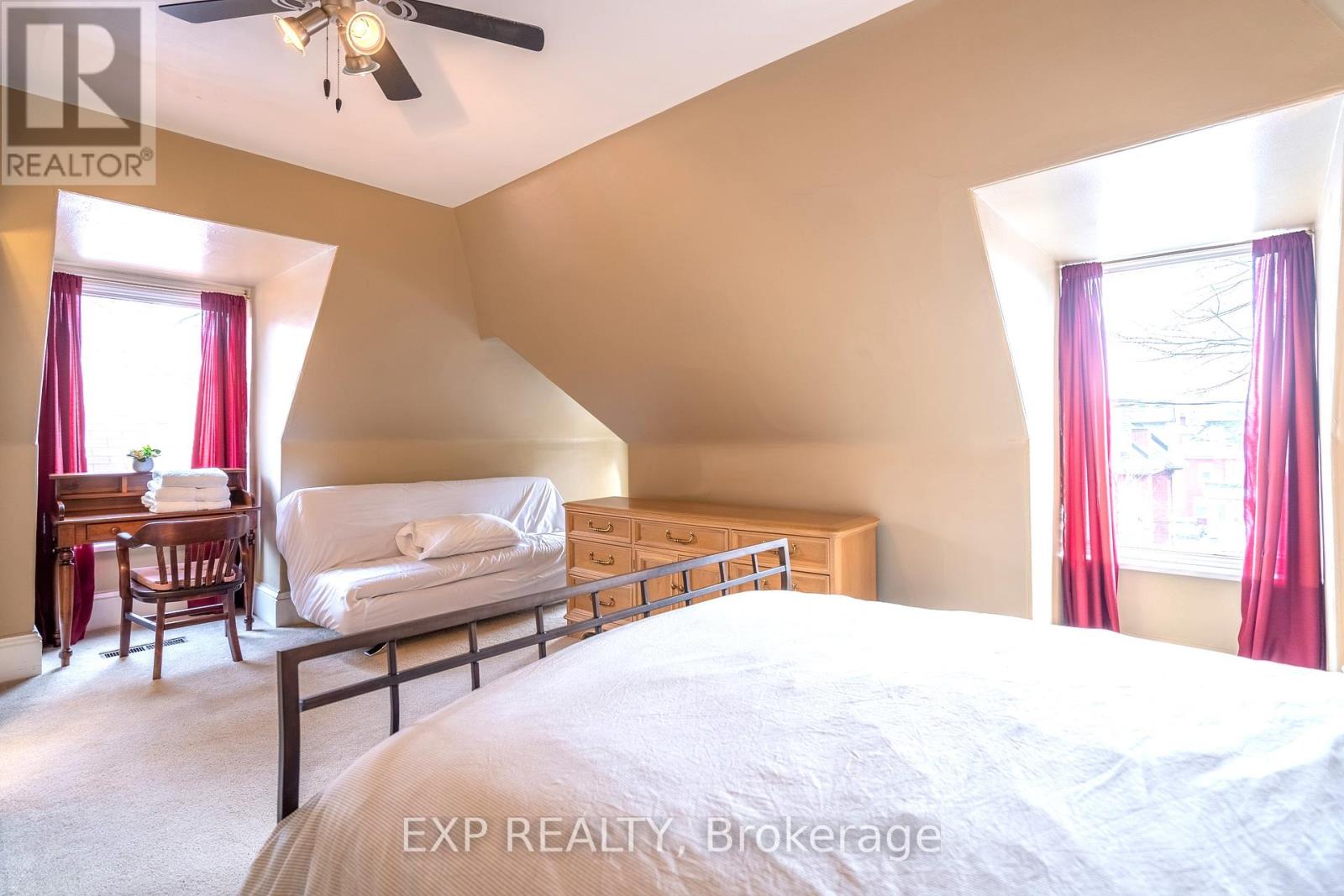 431 Gilmour Street, Ottawa, Ontario  K2P 0R5 - Photo 32 - X12040401
