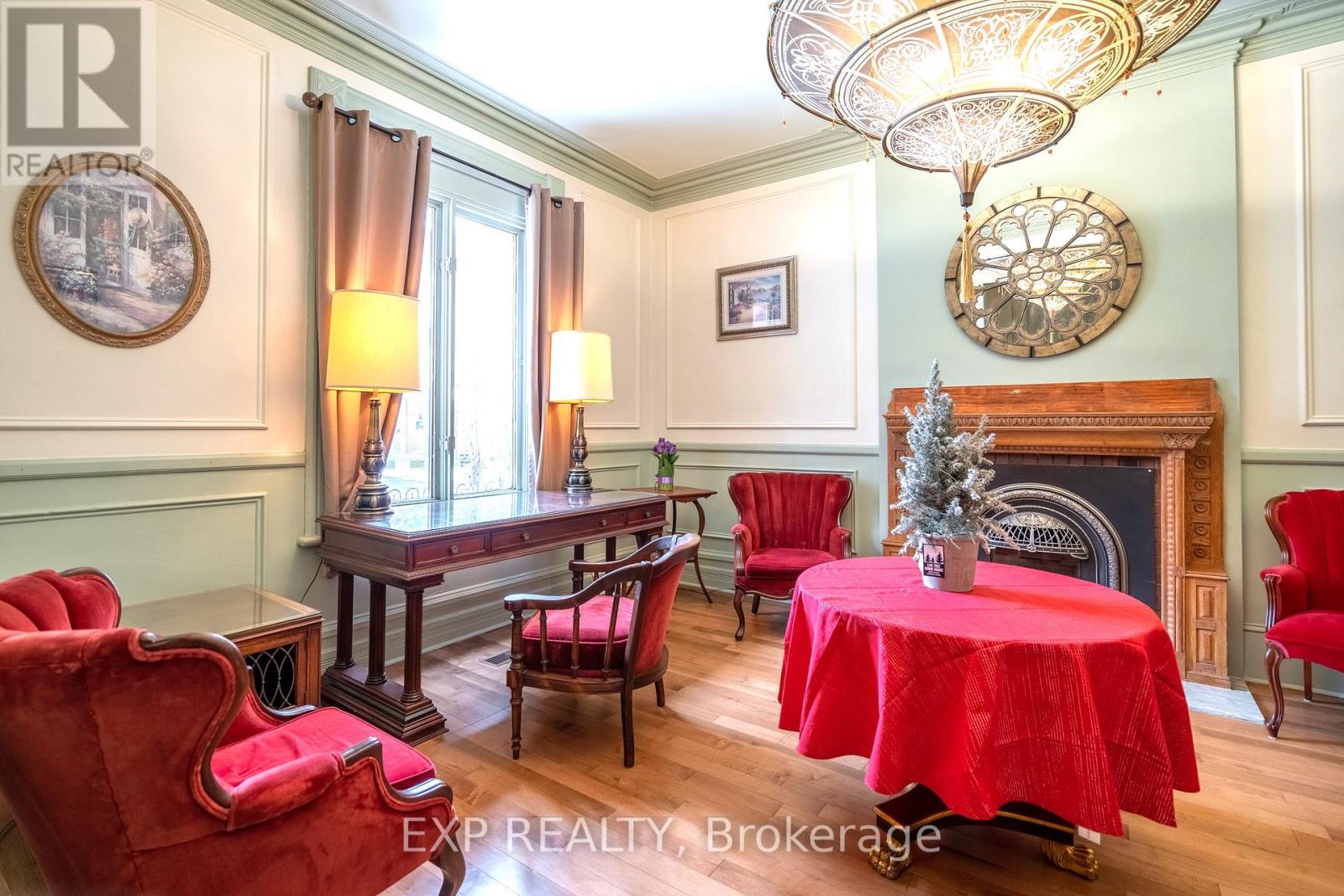 431 Gilmour Street, Ottawa, Ontario  K2P 0R5 - Photo 4 - X12040401