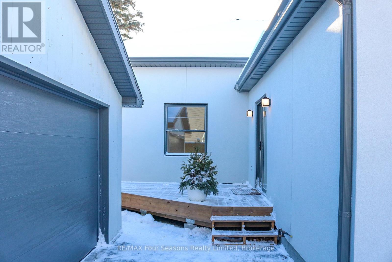 147 Second Street, Collingwood, Ontario  L9Y 1E7 - Photo 34 - S12040354
