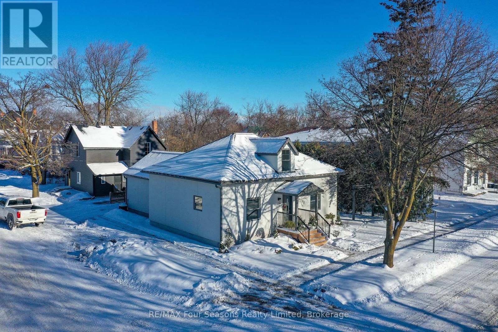 147 Second Street, Collingwood, Ontario  L9Y 1E7 - Photo 45 - S12040354