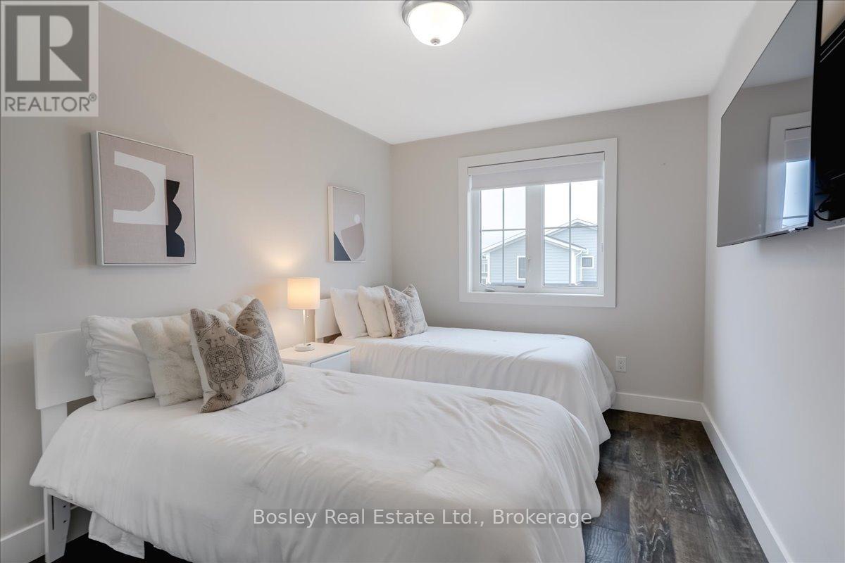 199 Courtland Street, Blue Mountains, Ontario  L9Y 0R4 - Photo 18 - X12040346