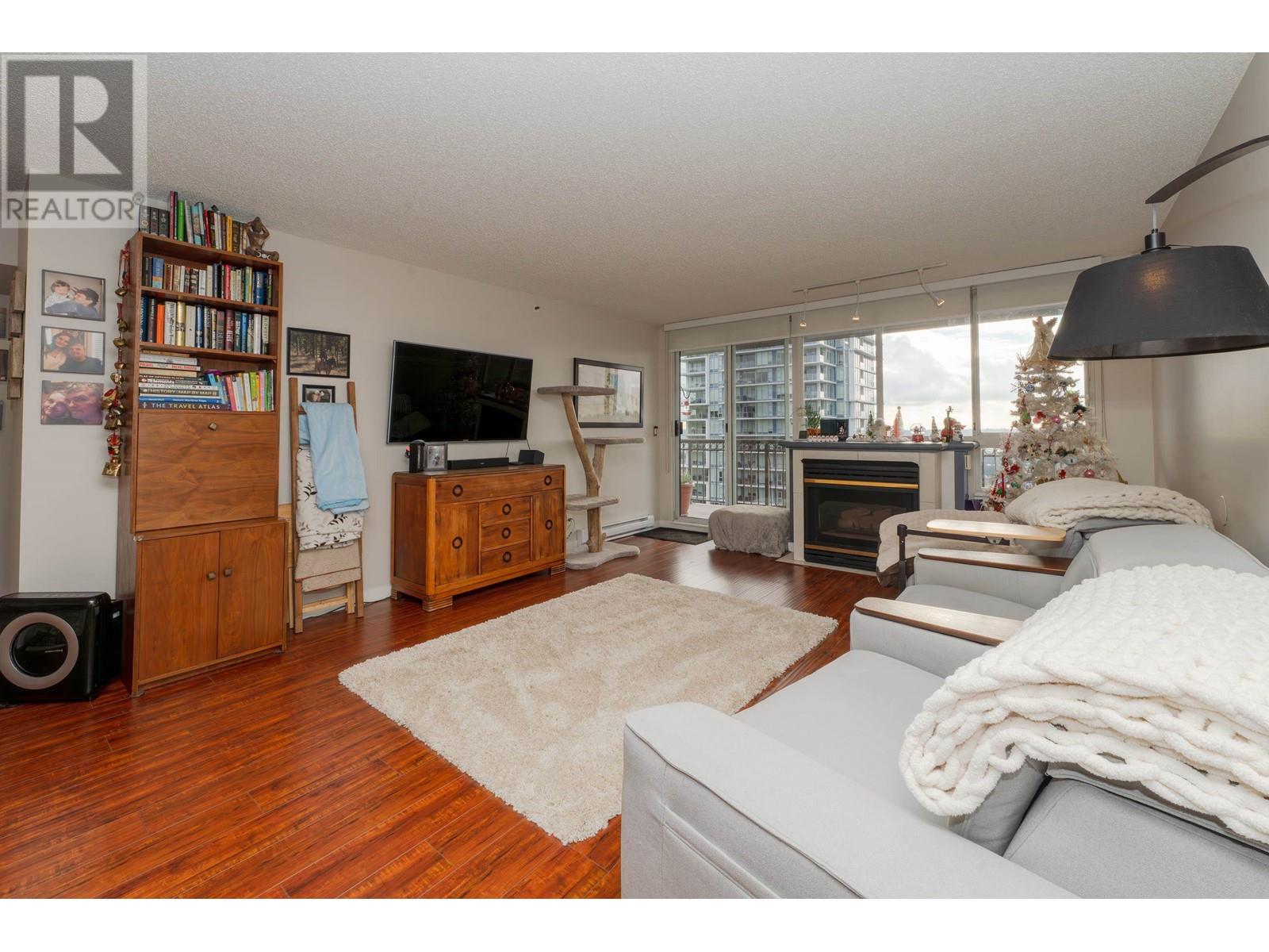 1901 551 Austin Avenue, Coquitlam, British Columbia  V3K 6R7 - Photo 3 - R2949879