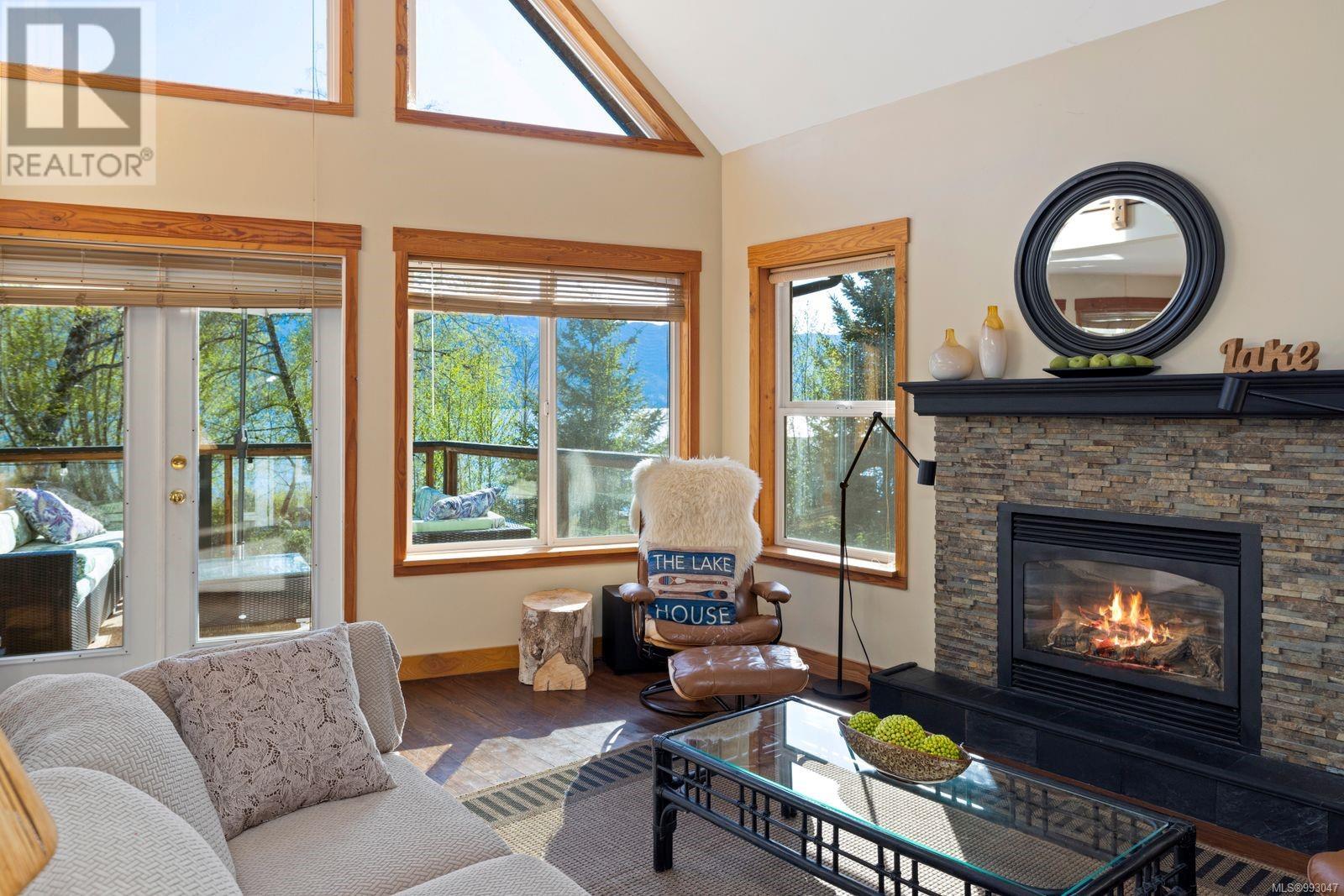 11464 Youbou Rd, Youbou, British Columbia  V0R 3E1 - Photo 6 - 993047