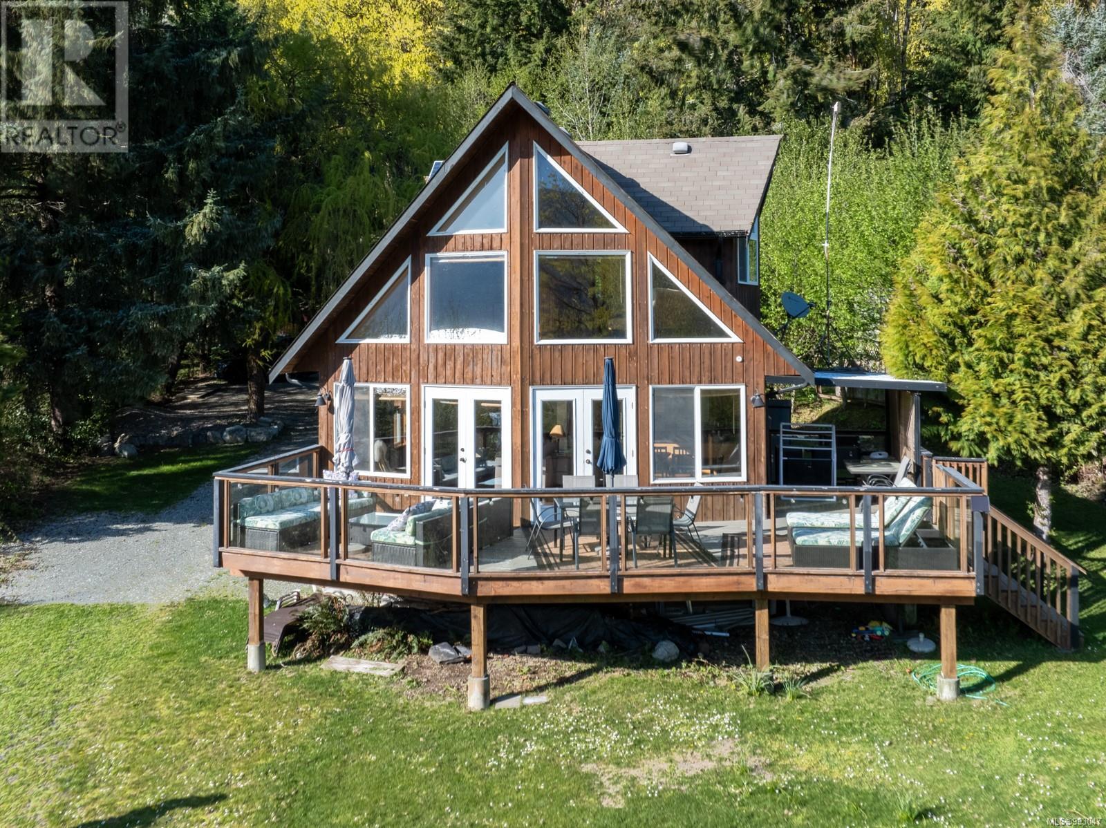 11464 Youbou Rd, Youbou, British Columbia  V0R 3E1 - Photo 54 - 993047