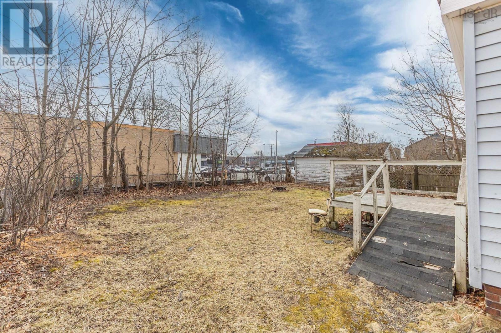 39 Elm Street, Truro, Nova Scotia  B2N 3H5 - Photo 4 - 202501778