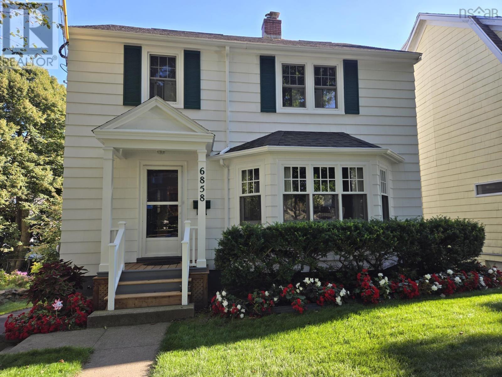 6858 Churchill Drive, Halifax, Nova Scotia  B3L 1E7 - Photo 2 - 202505762