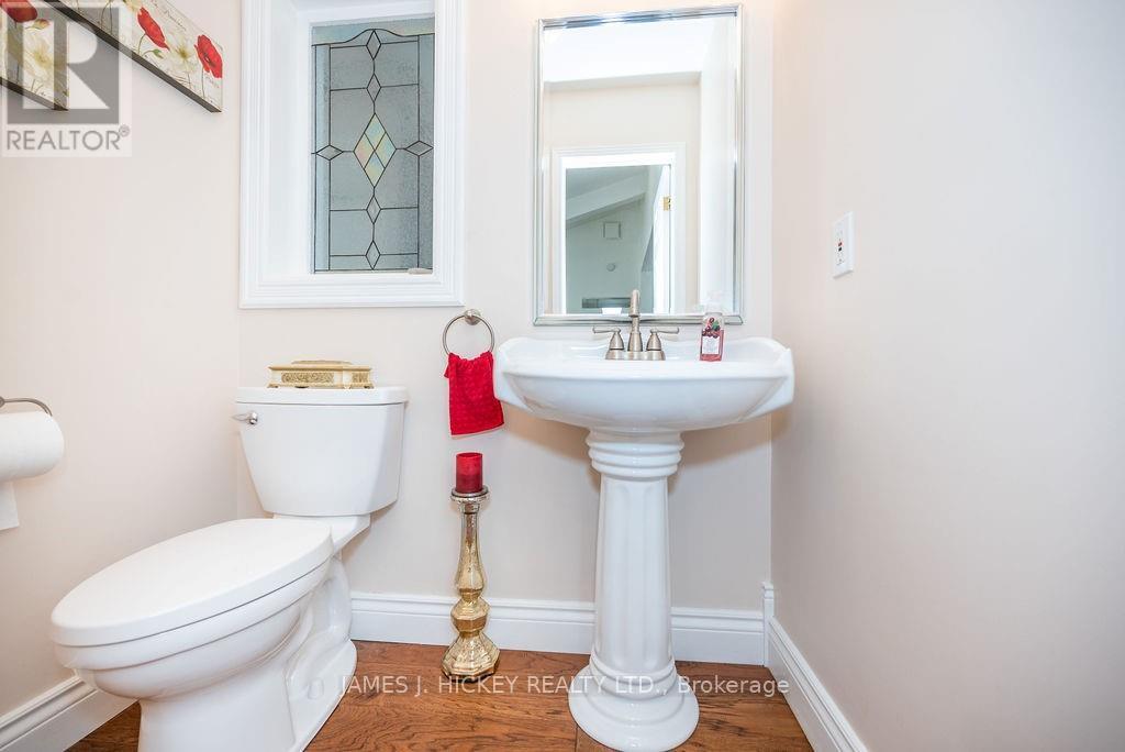 294 Lauren Road, Laurentian Hills, Ontario  K0J 1P0 - Photo 9 - X11900688