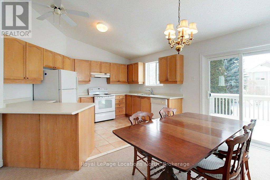 321 Balsam Street, Collingwood, Ontario  L9Y 5B9 - Photo 13 - S10439633