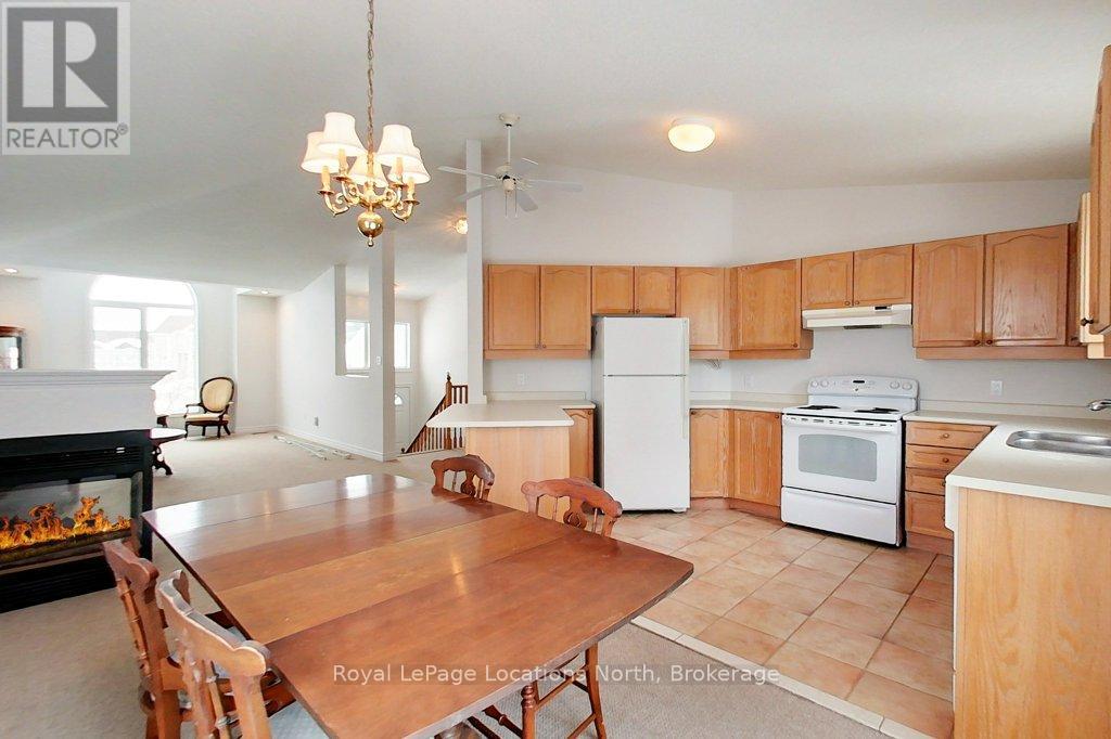 321 Balsam Street, Collingwood, Ontario  L9Y 5B9 - Photo 14 - S10439633