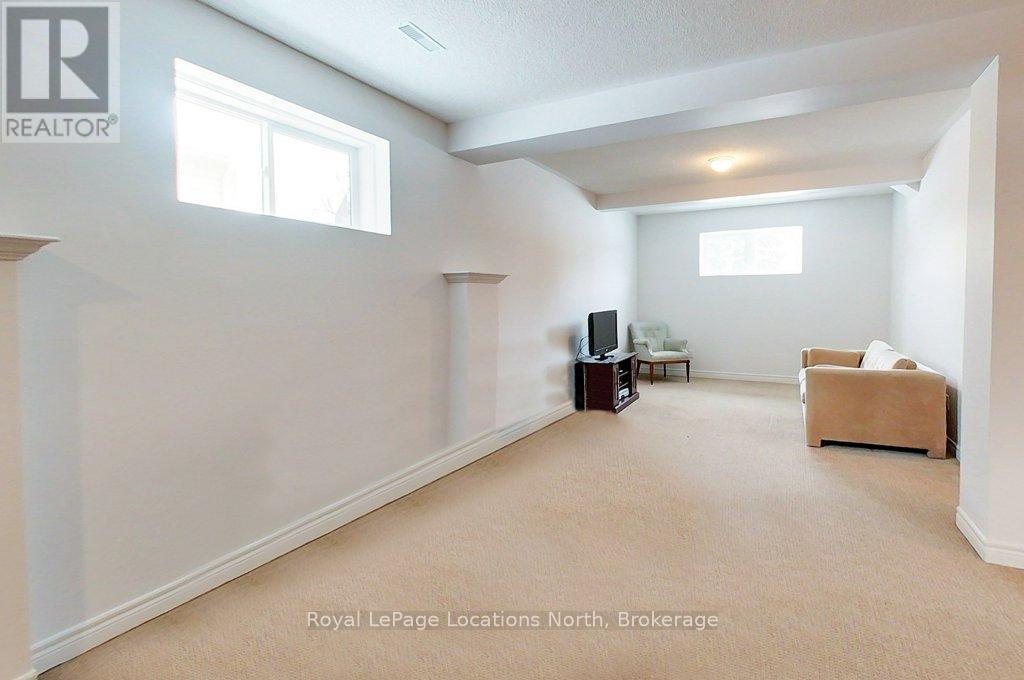 321 Balsam Street, Collingwood, Ontario  L9Y 5B9 - Photo 20 - S10439633