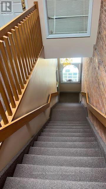 #11 & #12 - 225 Main Street E, Milton, Ontario  L9T 1N9 - Photo 7 - W12040449