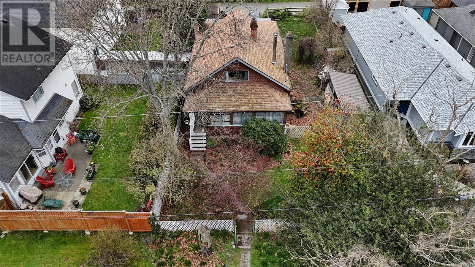 Property at 9616 Sixth St image 4
