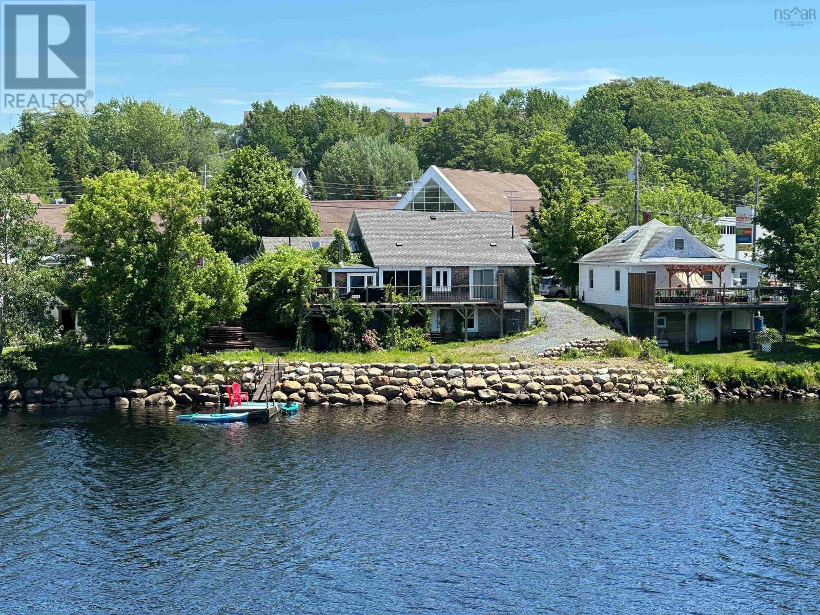 553 Lahave Street, Bridgewater, Nova Scotia  B4V 2V1 - Photo 1 - 202500865