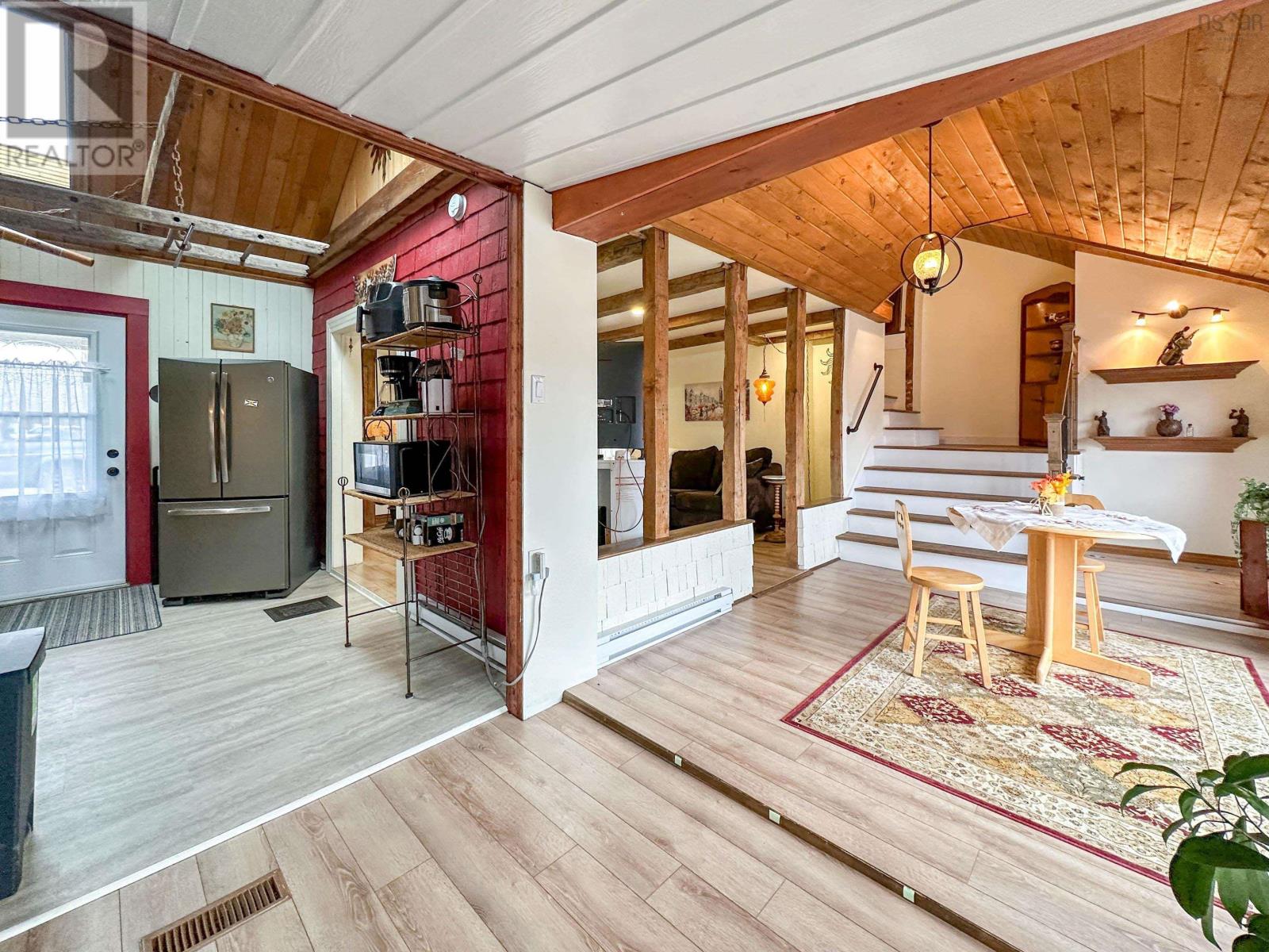 553 Lahave Street, Bridgewater, Nova Scotia  B4V 2V1 - Photo 17 - 202500865