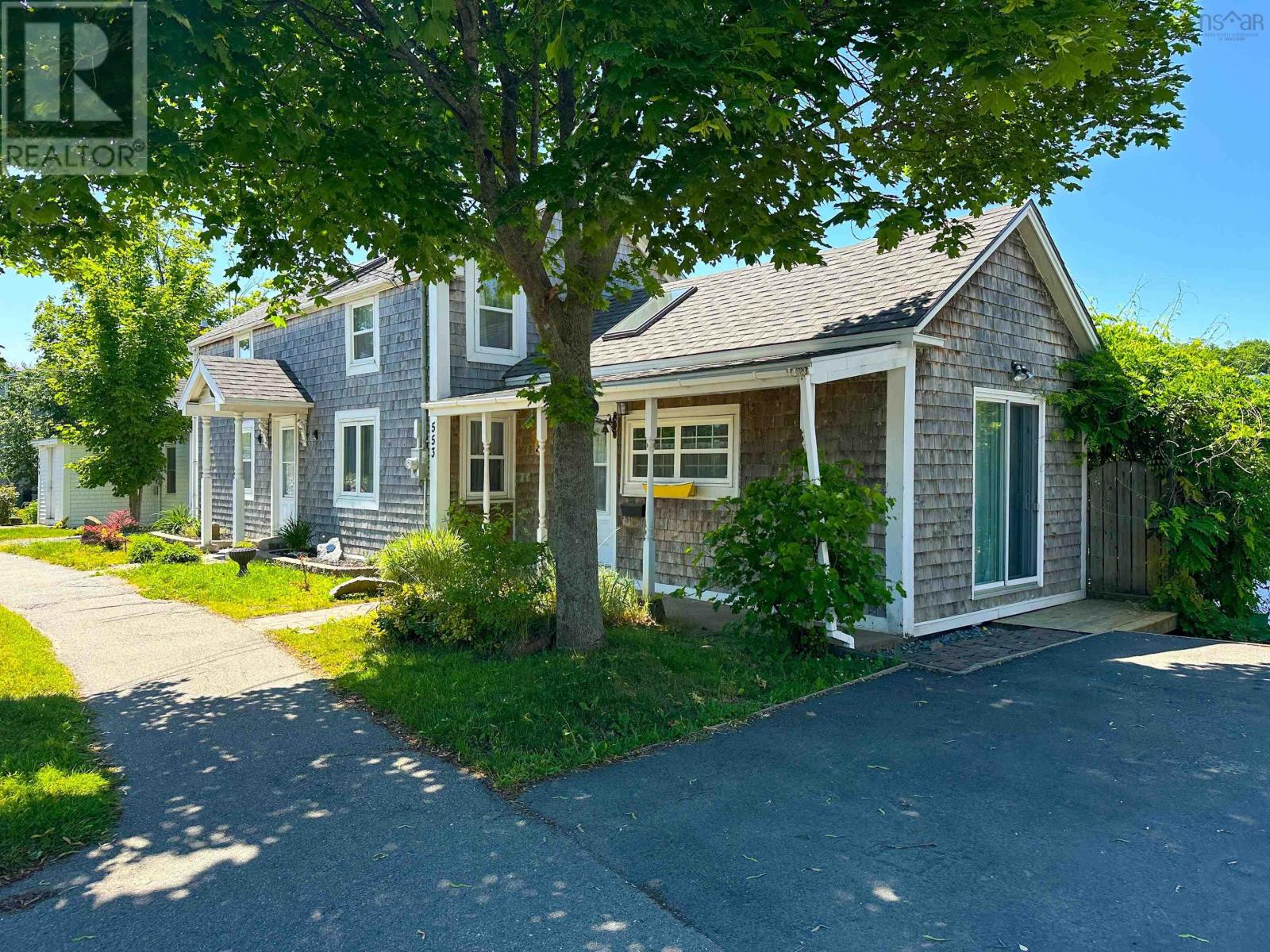 553 Lahave Street, Bridgewater, Nova Scotia  B4V 2V1 - Photo 2 - 202500865