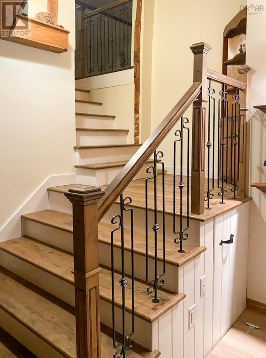 553 Lahave Street, Bridgewater, Nova Scotia  B4V 2V1 - Photo 26 - 202500865