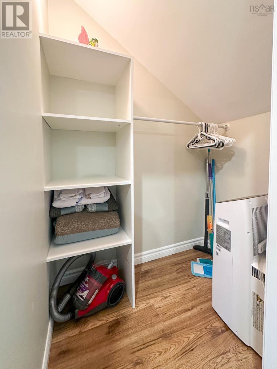 553 Lahave Street, Bridgewater, Nova Scotia  B4V 2V1 - Photo 33 - 202500865