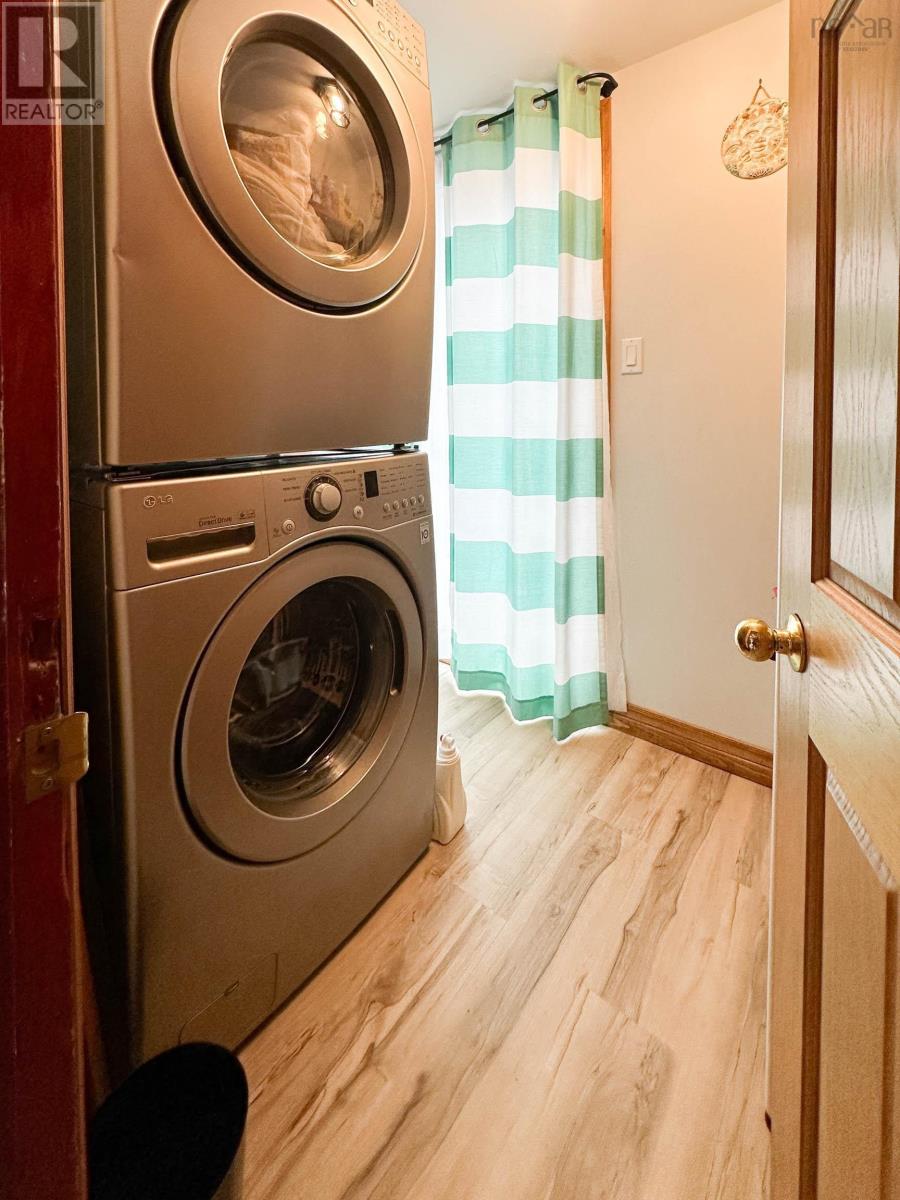 553 Lahave Street, Bridgewater, Nova Scotia  B4V 2V1 - Photo 34 - 202500865