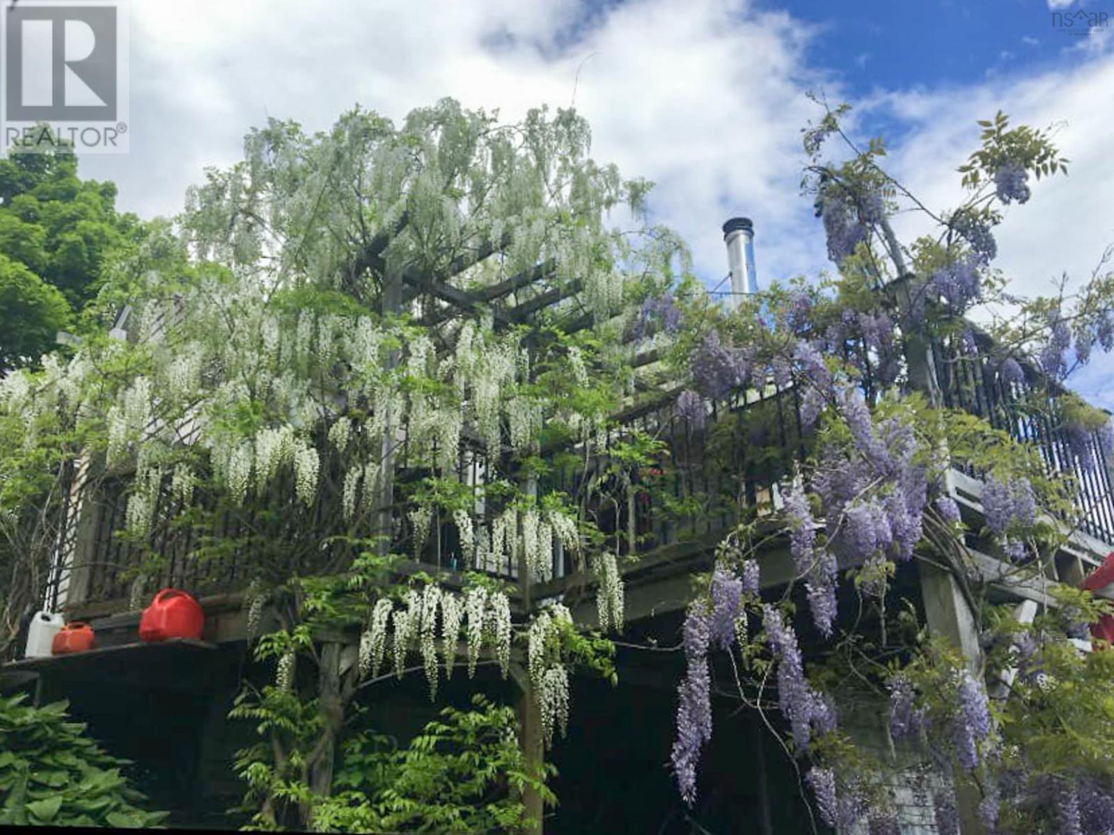 553 Lahave Street, Bridgewater, Nova Scotia  B4V 2V1 - Photo 35 - 202500865