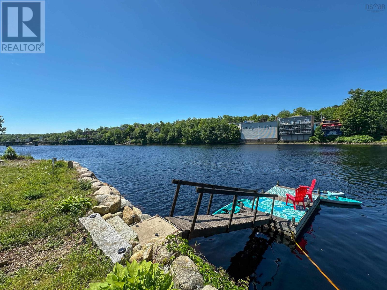 553 Lahave Street, Bridgewater, Nova Scotia  B4V 2V1 - Photo 5 - 202500865