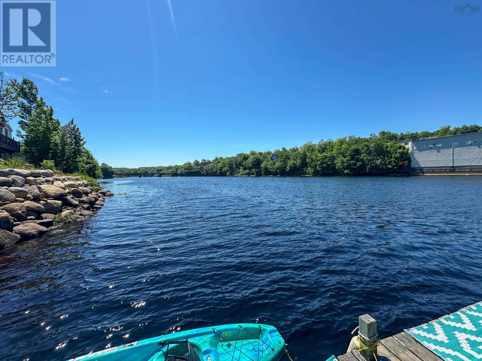 553 Lahave Street, Bridgewater, Nova Scotia  B4V 2V1 - Photo 6 - 202500865