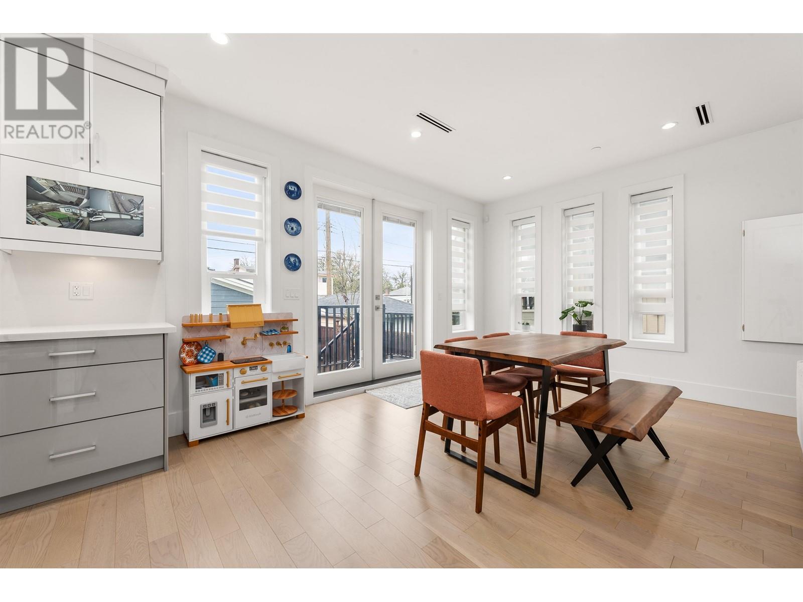 6561 Inverness Street, Vancouver, British Columbia  V5X 4G1 - Photo 6 - R2981717