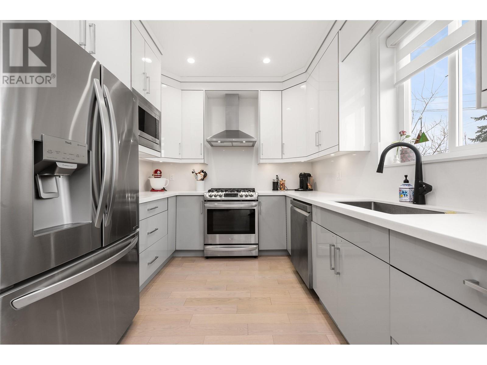 6561 Inverness Street, Vancouver, British Columbia  V5X 4G1 - Photo 8 - R2981717