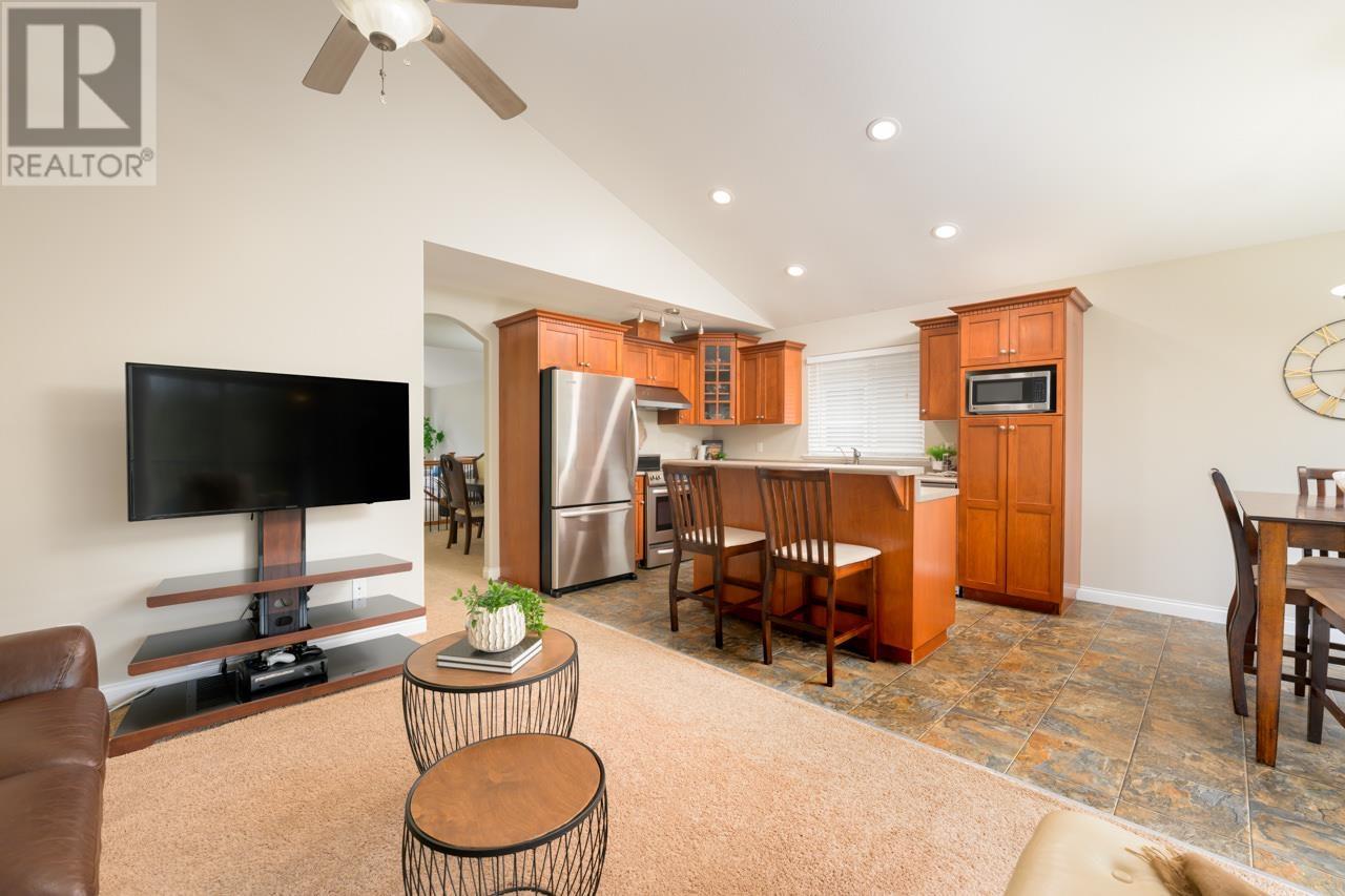 24088 109 Avenue, Maple Ridge, British Columbia  V2W 1Z4 - Photo 14 - R2981704