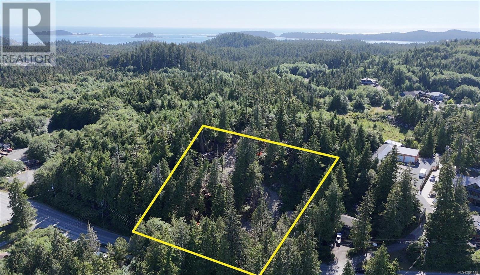 711 & 722 Campbell St, Tofino, British Columbia