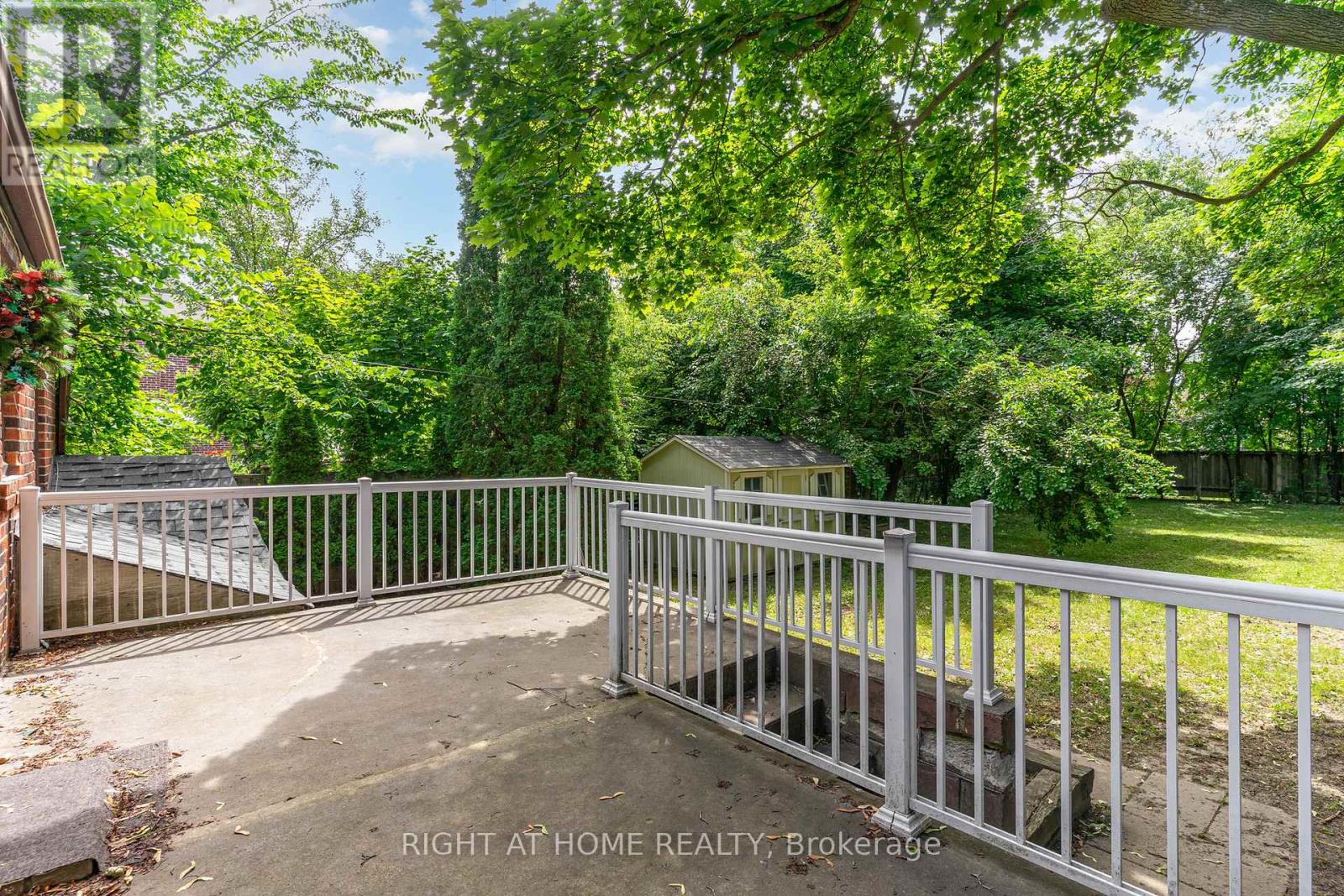 45 Yorkview Drive, Toronto, Ontario  M2N 2R9 - Photo 24 - C12040553