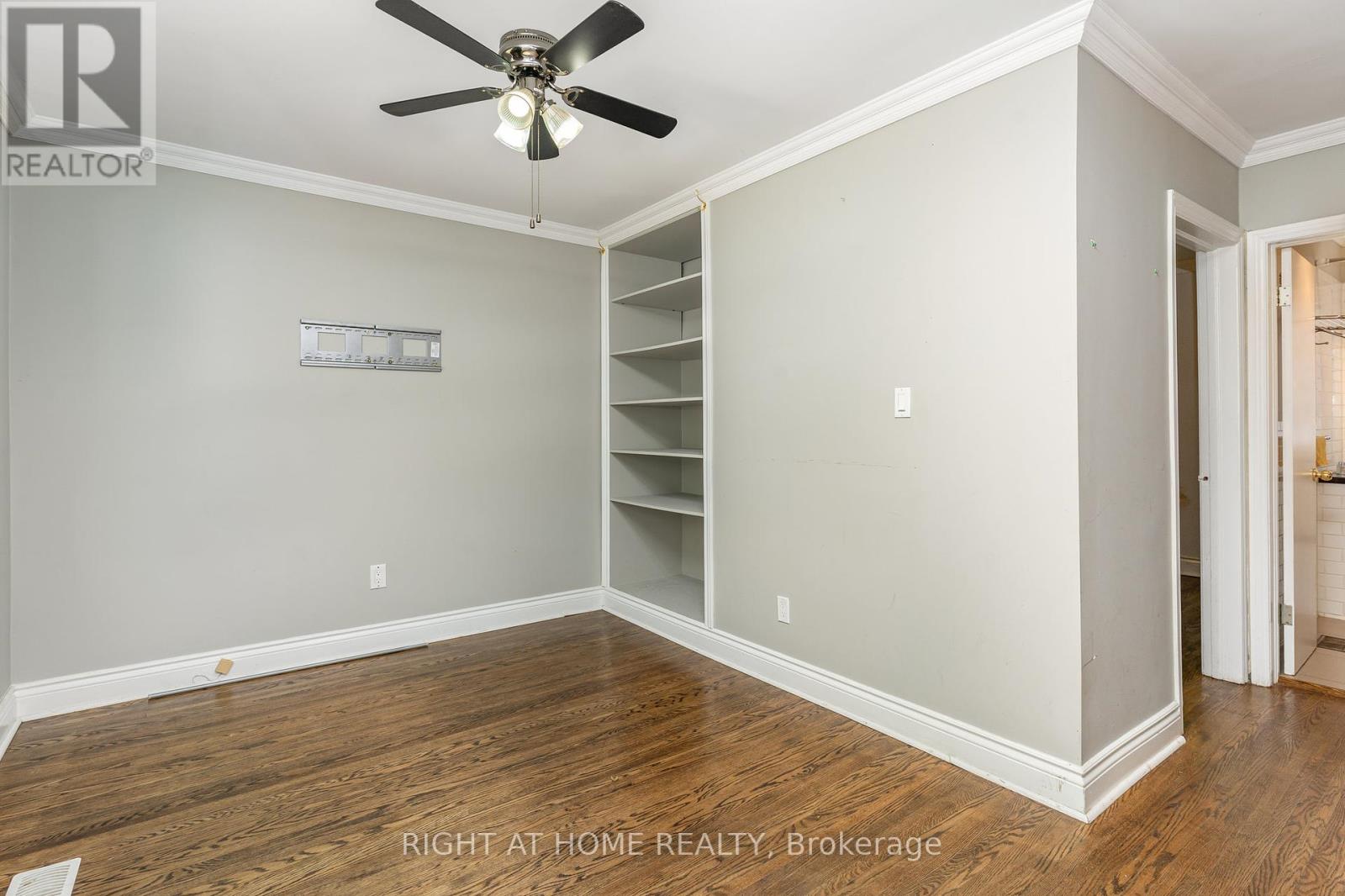 Property at 45 YORKVIEW DRIVE image 3