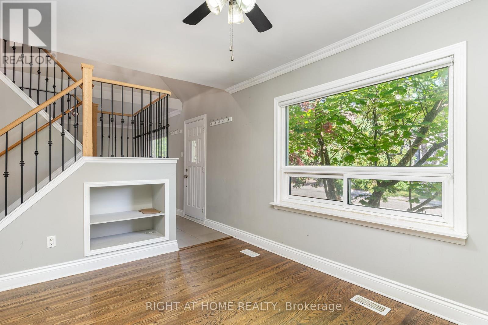 Property at 45 YORKVIEW DRIVE image 5