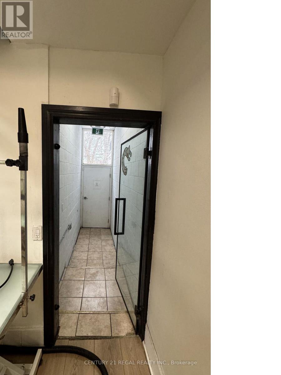 801 Dundas Street W, Toronto, Ontario  M6J 1V2 - Photo 21 - C12040568