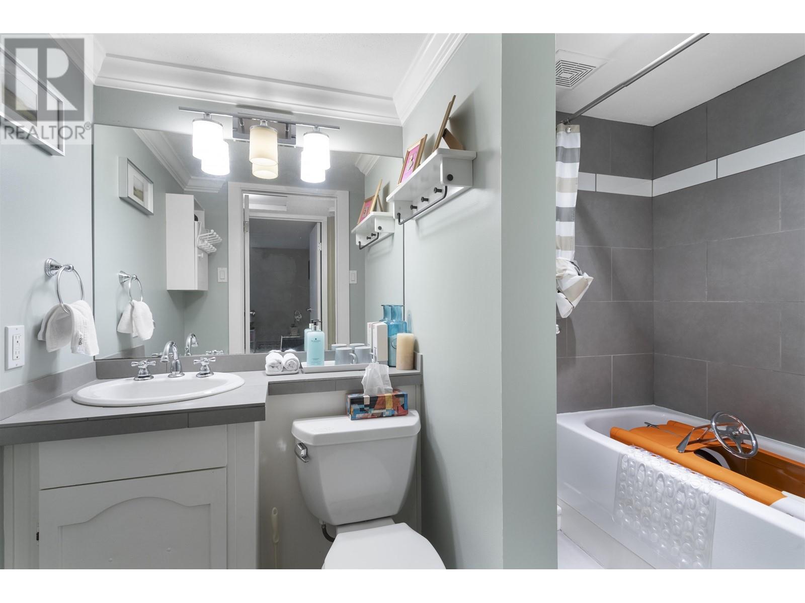 6389 Chatham Street, West Vancouver, British Columbia  V7W 2E1 - Photo 18 - R2981330